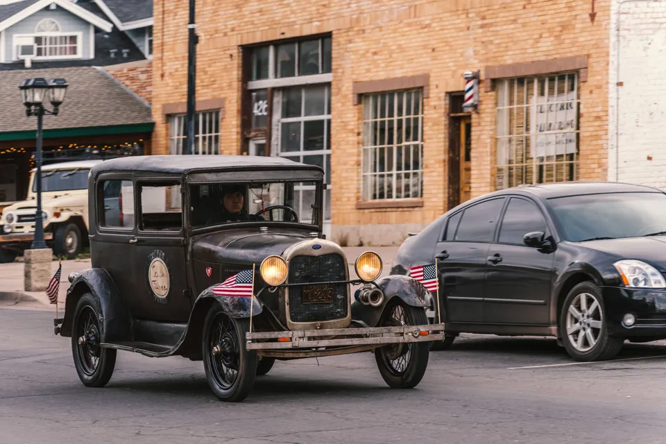 Eloise — towing service